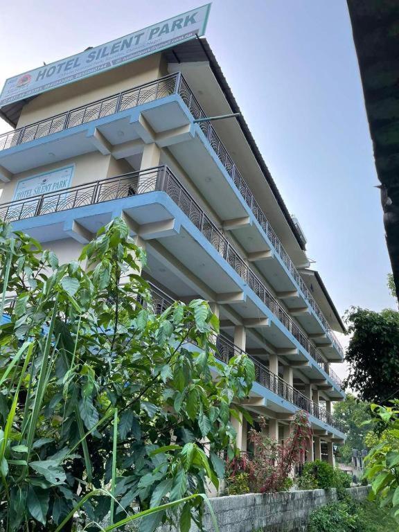 Silent Park Hotel Sauraha Kültér fotó