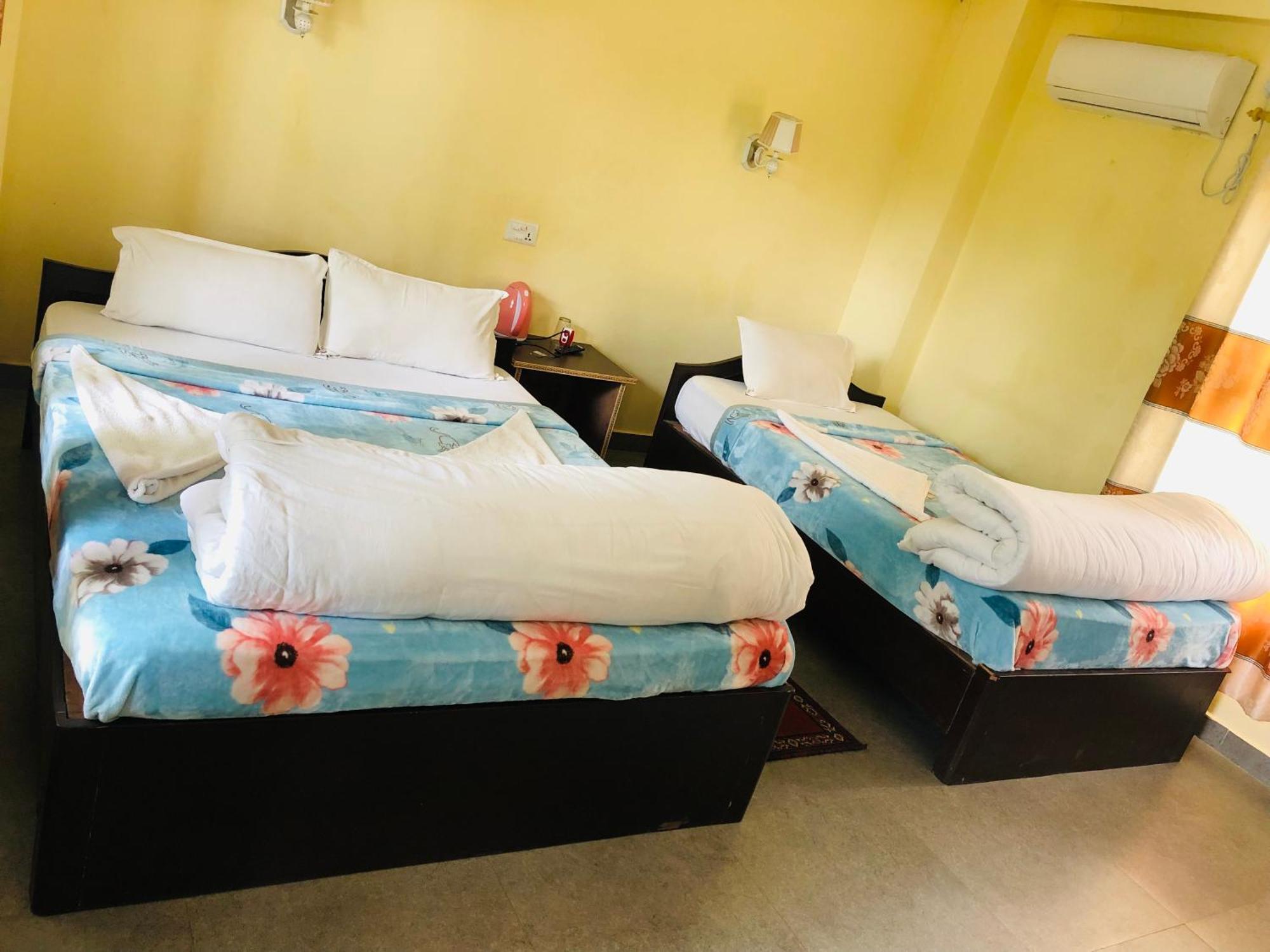 Silent Park Hotel Sauraha Kültér fotó